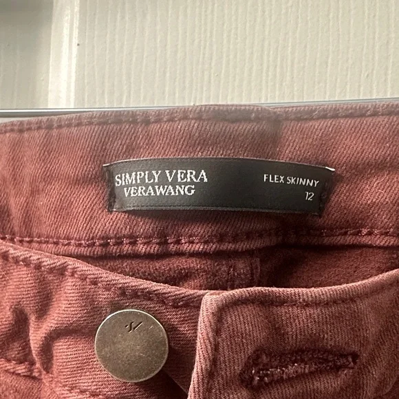 Simply Vera Vera Wang Wine colored  Flex Skinny Jeans - Picture 2 of 4